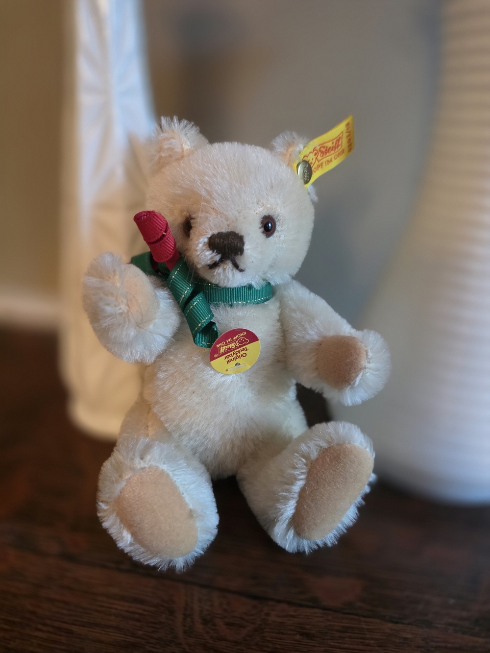 Vintage 1980s Steiff Original White Mohair Bear